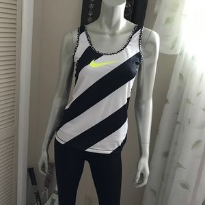 NIKE PRO TANK TOP SIZE SMALL